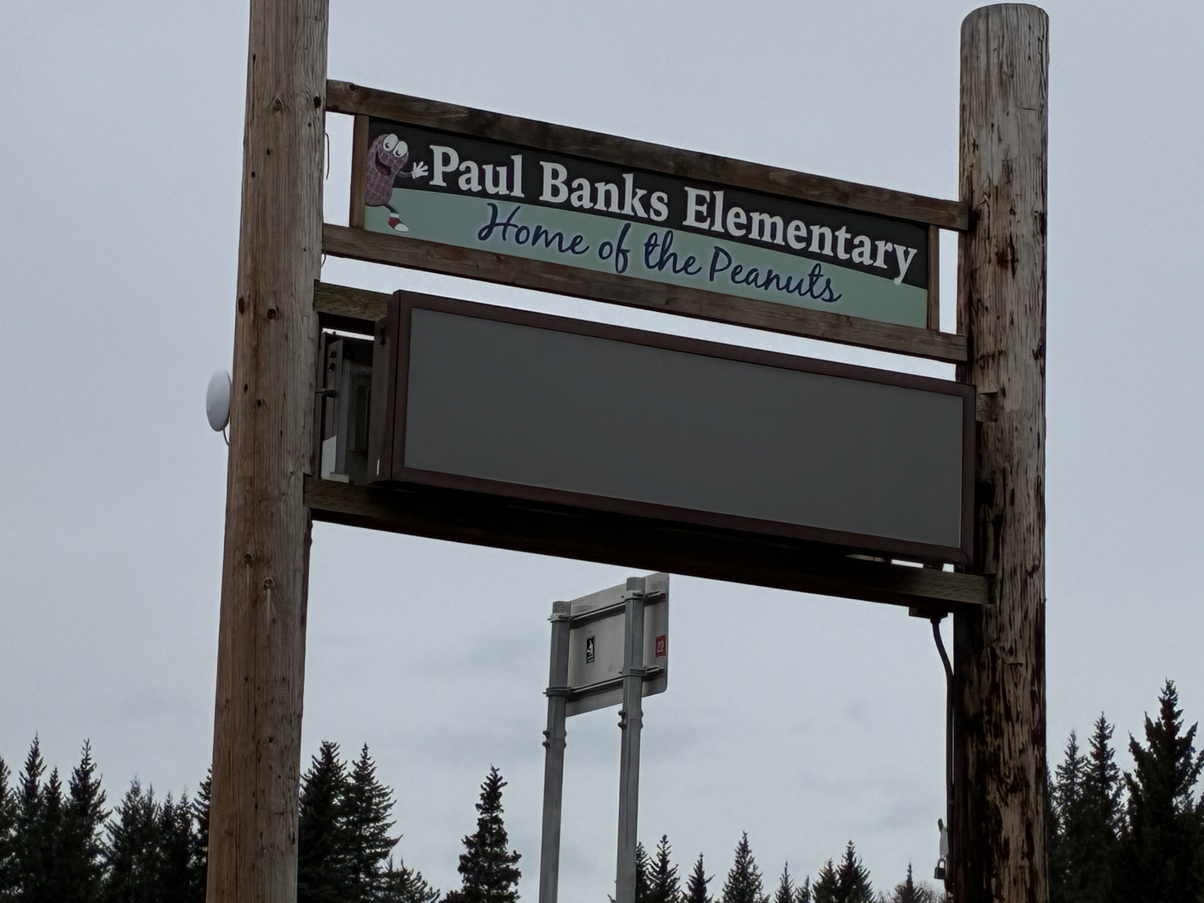 School board considers closing Paul Banks