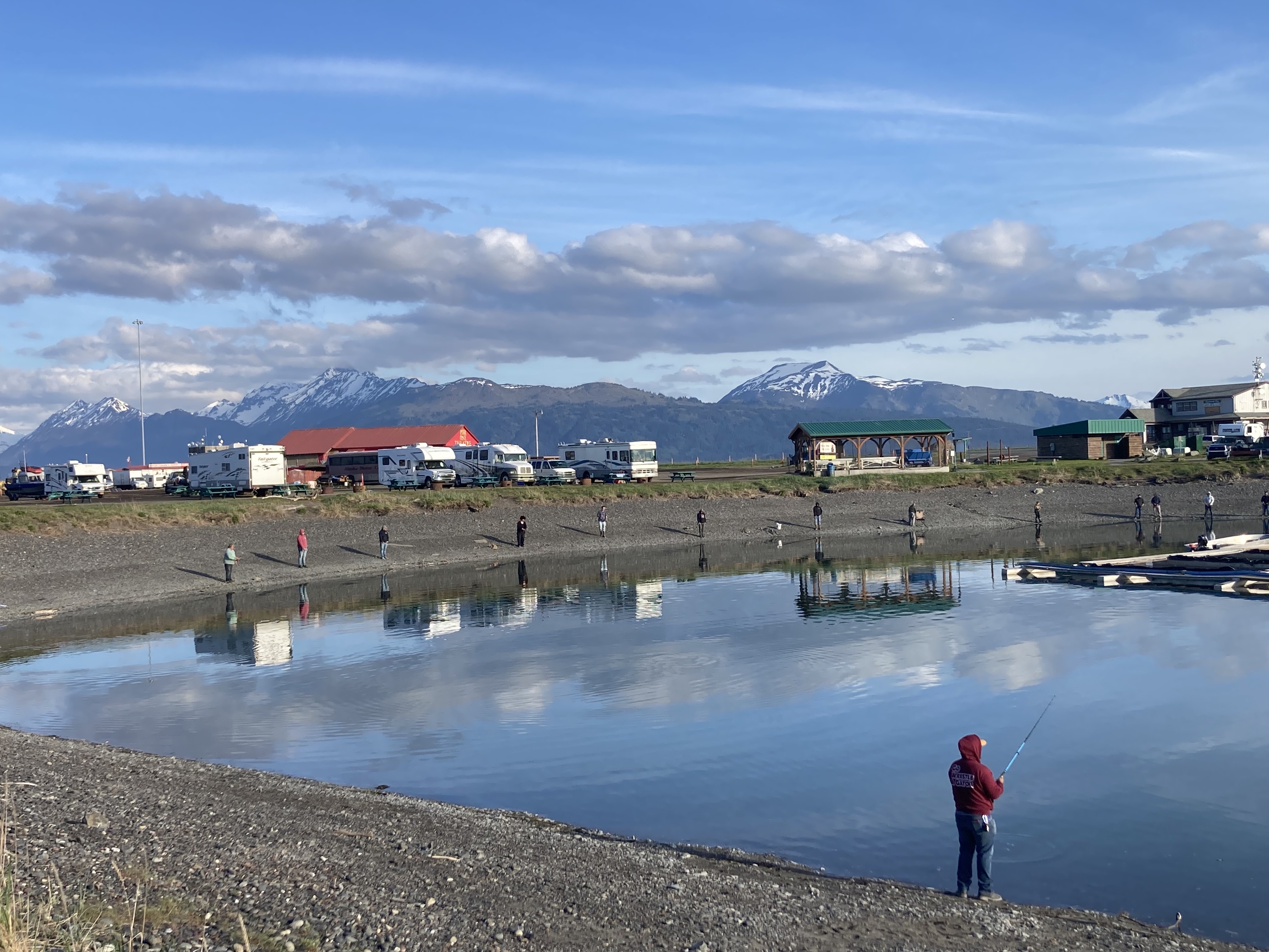 Reelin’ ‘em in: Kings starting to show up at the Fishin’ Hole