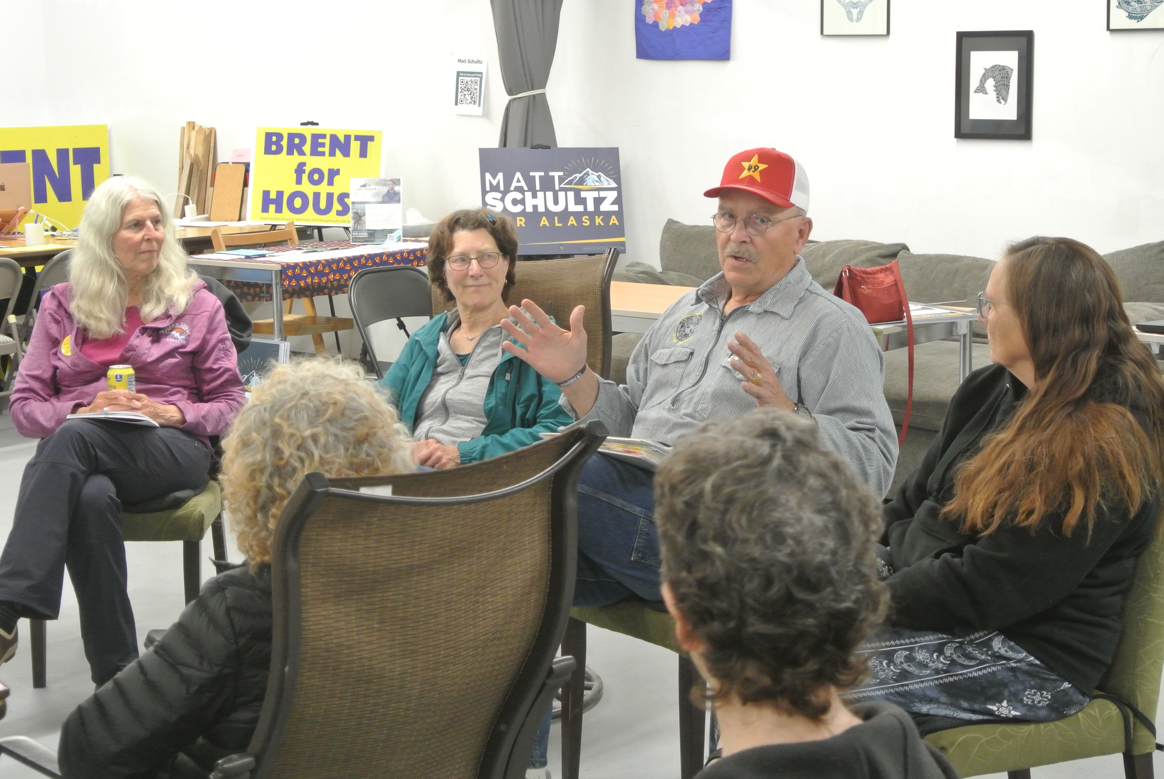 Gubernatorial candidate Click Bishop highlights hydro energy at Homer meet-and-greet