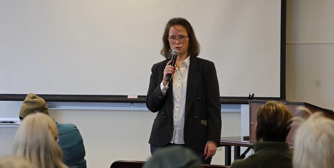 Ethics committee to Vance — don’t do it again
