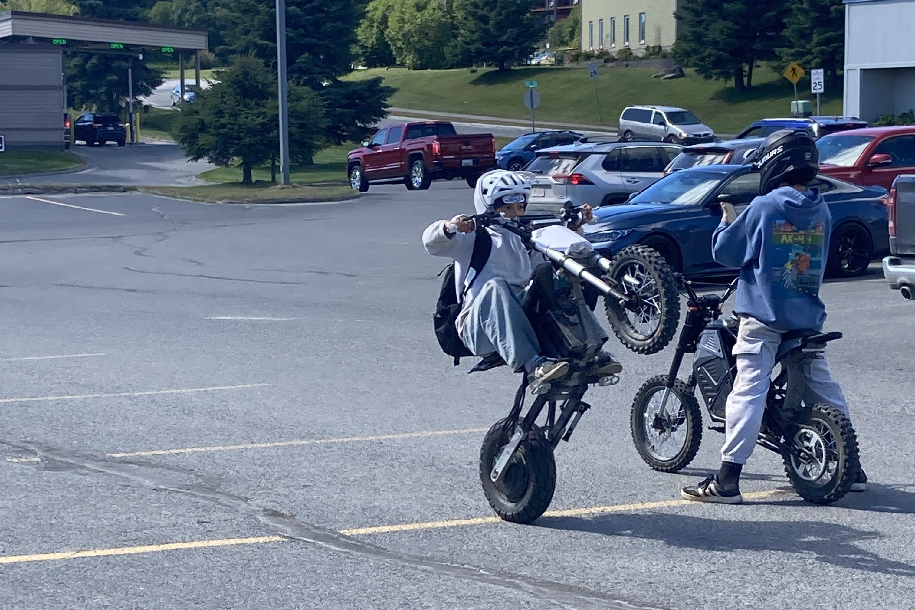 Zip! Zip! Electric minibikes invade Homer